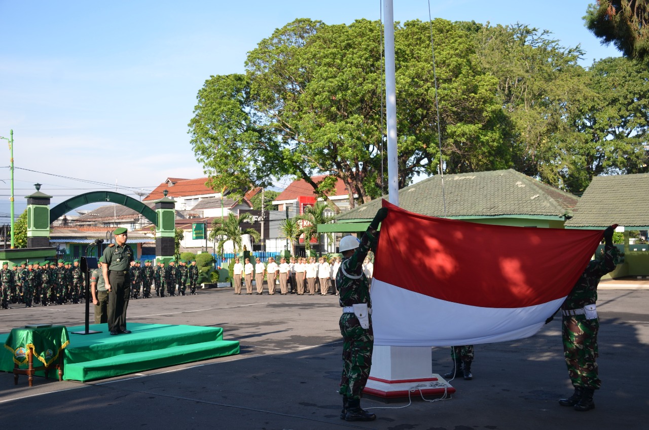 Melalui Upacara, kita Mantapkan Kualitas Pengabdian Kepada Bangsa Dan Negara